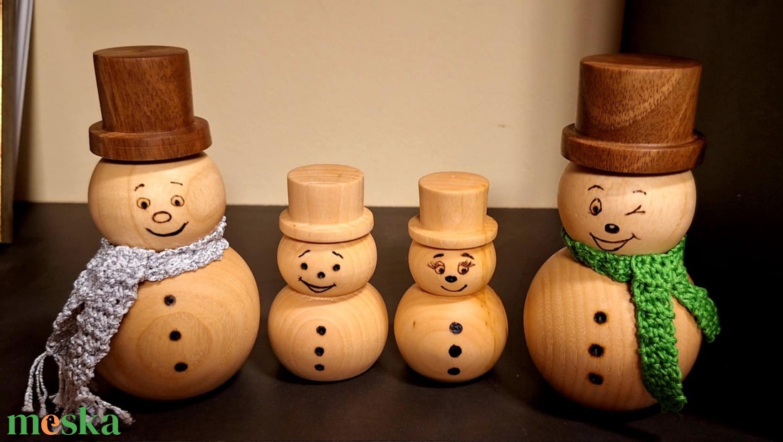 Hóember család ( 4 fő)  - otthon & életmód - dekoráció - asztal és polc dekoráció - asztaldísz - Meska.hu