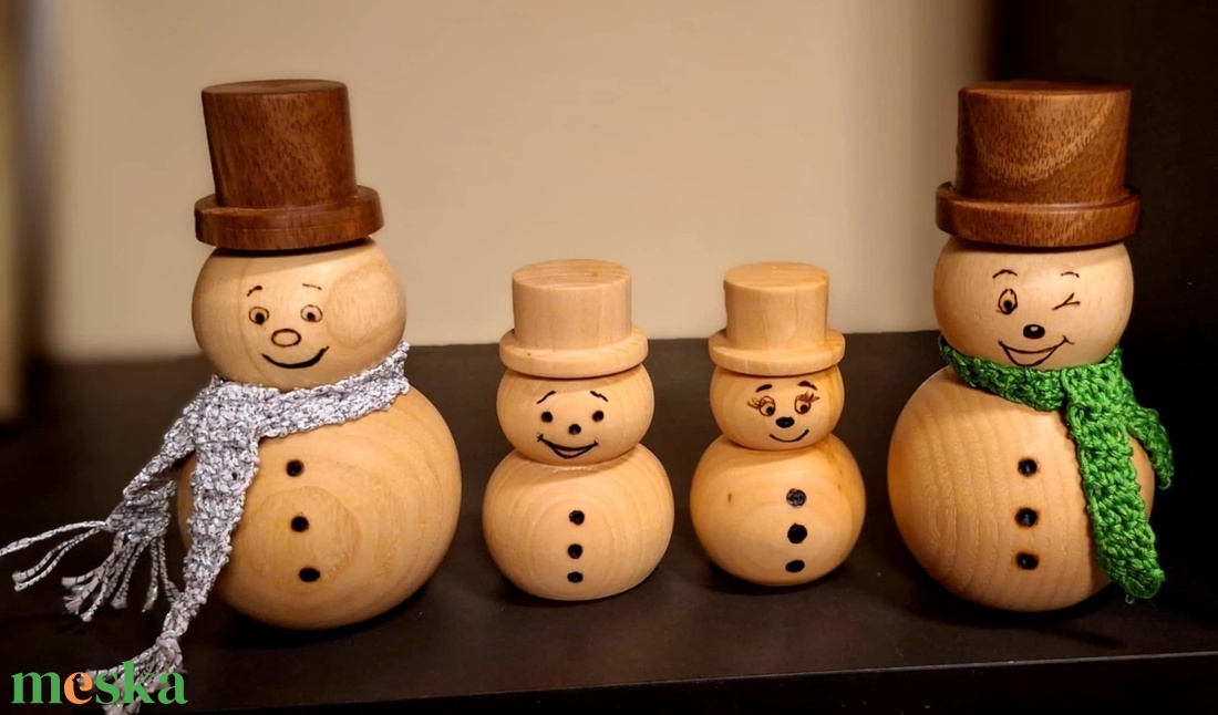 Hóember család ( 4 fő)  - otthon & életmód - dekoráció - asztal és polc dekoráció - asztaldísz - Meska.hu