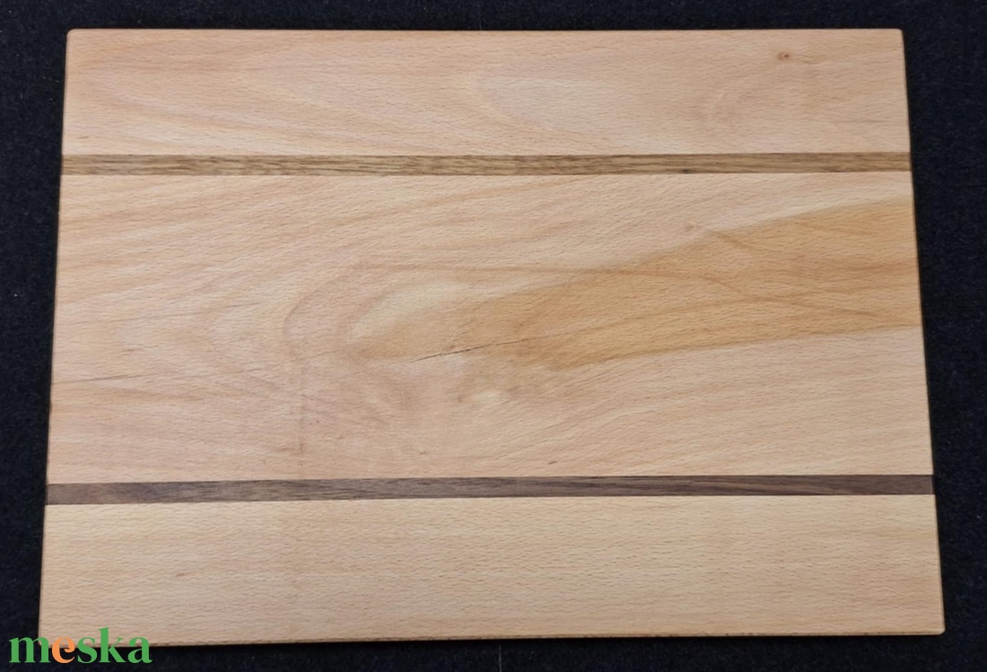 Bükk-diófa vágódeszka fogáskönnyítővel  - otthon & életmód - konyhafelszerelés, tálalás - sütés, főzés - vágódeszka - Meska.hu