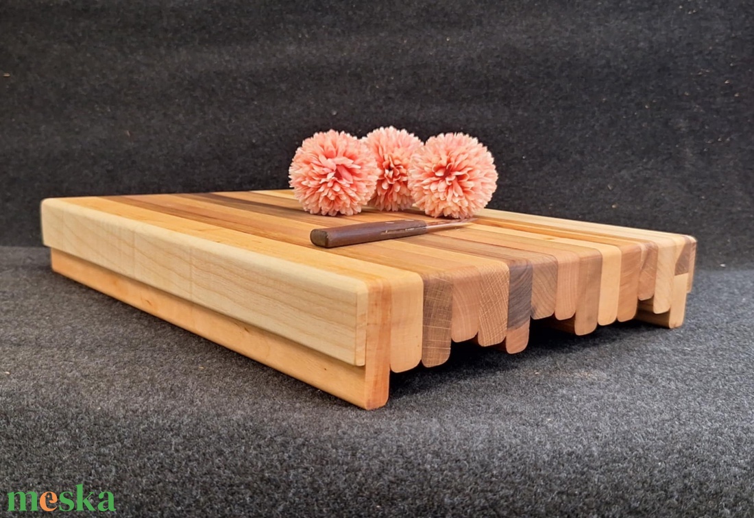 Sávos  vágódeszka  / világos vegyes (Nagy) - otthon & életmód - konyhafelszerelés, tálalás - sütés, főzés - vágódeszka - Meska.hu