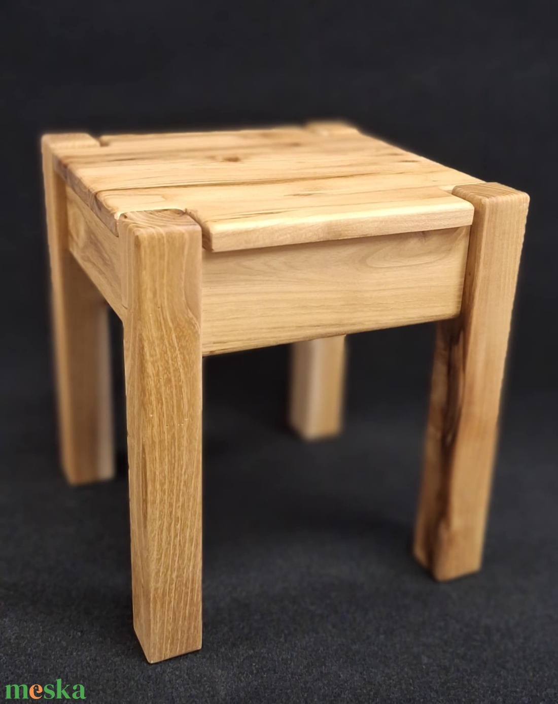 Rusztikus Akác kisszék  - baba - mama - babaszobabútor - gyerek szék, sámli - Meska.hu