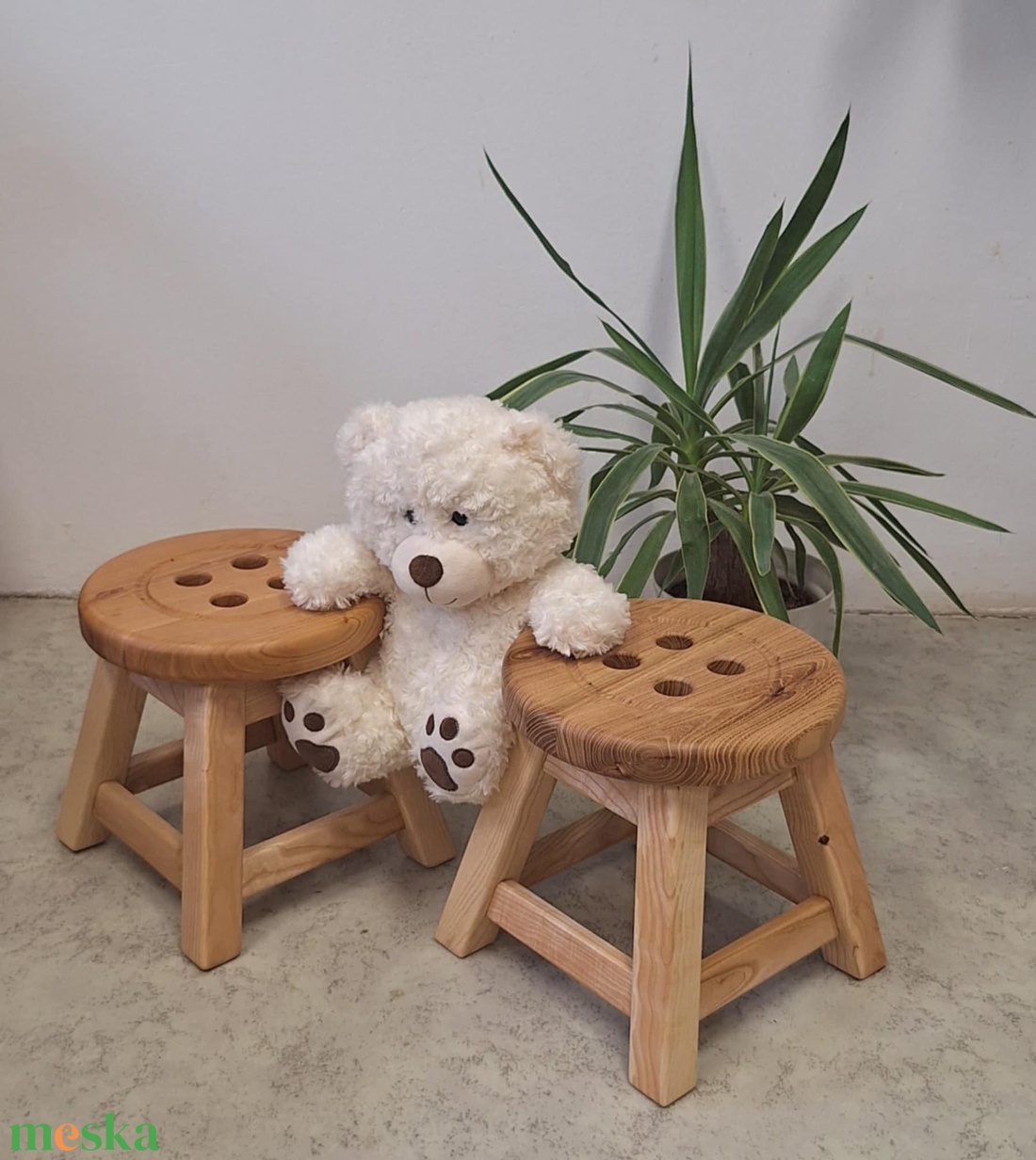 Gombos cseresznye kisszék (1db) - baba - mama - babaszobabútor - gyerek szék, sámli - Meska.hu