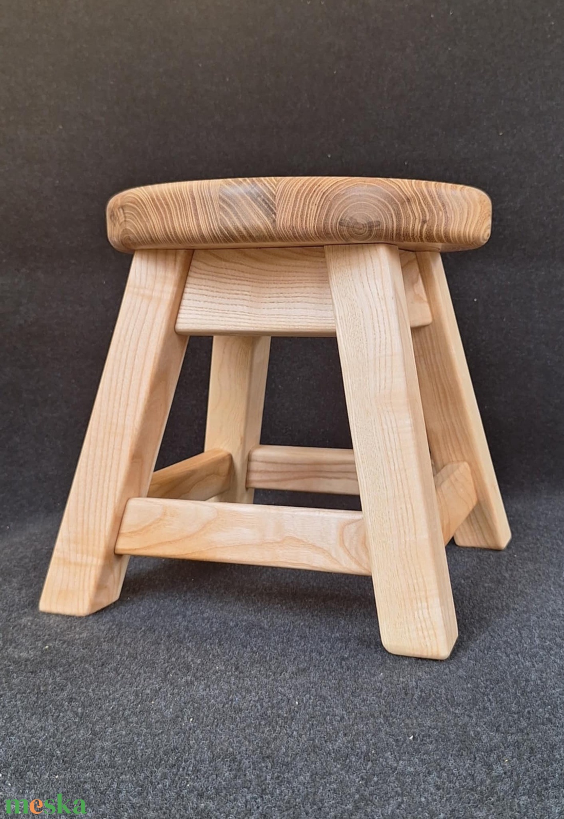 Gombos Akác kisszék (1db) - baba - mama - babaszobabútor - gyerek szék, sámli - Meska.hu