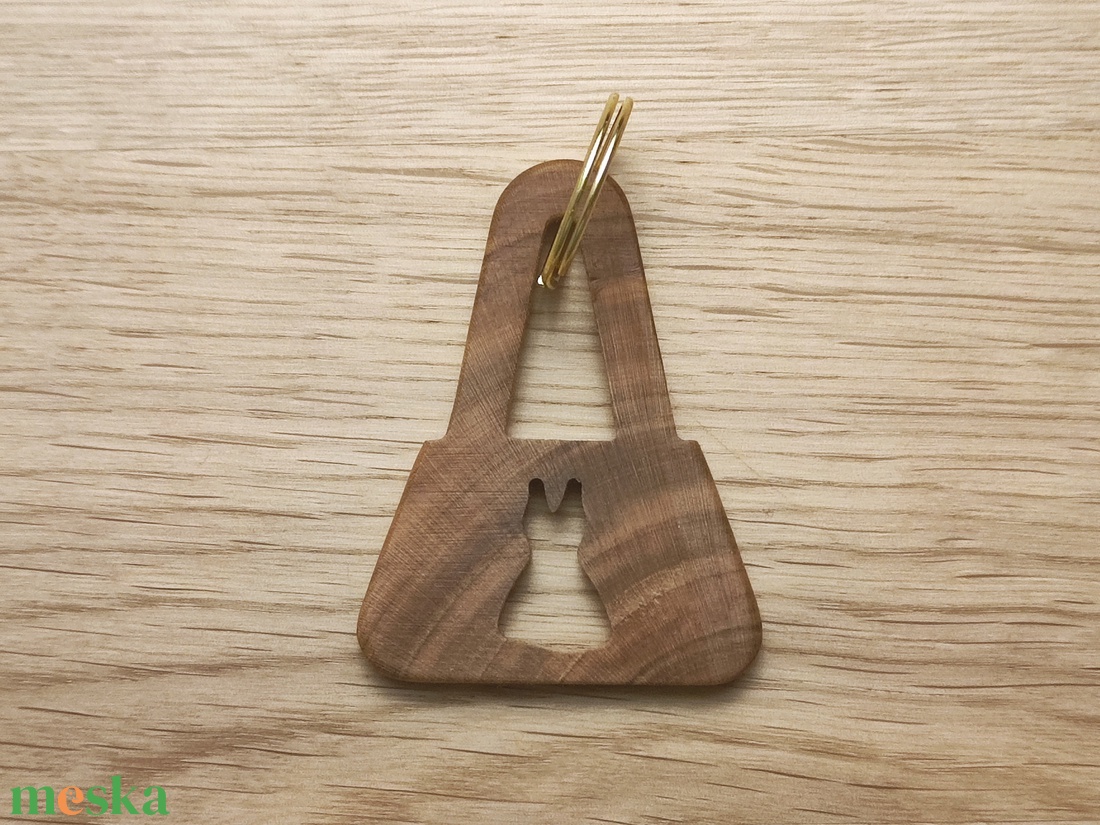 LBD � Diófa táskadísz és kulcstartó - táska & tok - kulcstartó & táskadísz - táskadísz - Meska.hu