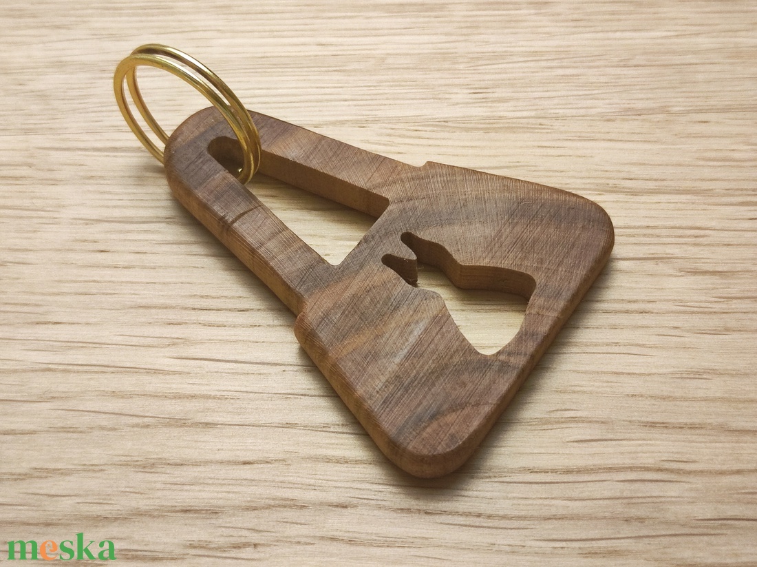 LBD � Diófa táskadísz és kulcstartó - táska & tok - kulcstartó & táskadísz - táskadísz - Meska.hu