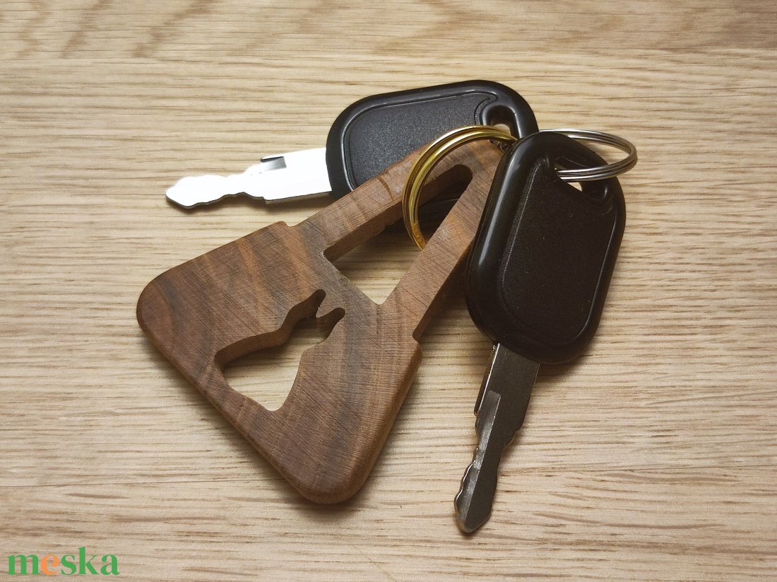 LBD � Diófa táskadísz és kulcstartó - táska & tok - kulcstartó & táskadísz - táskadísz - Meska.hu