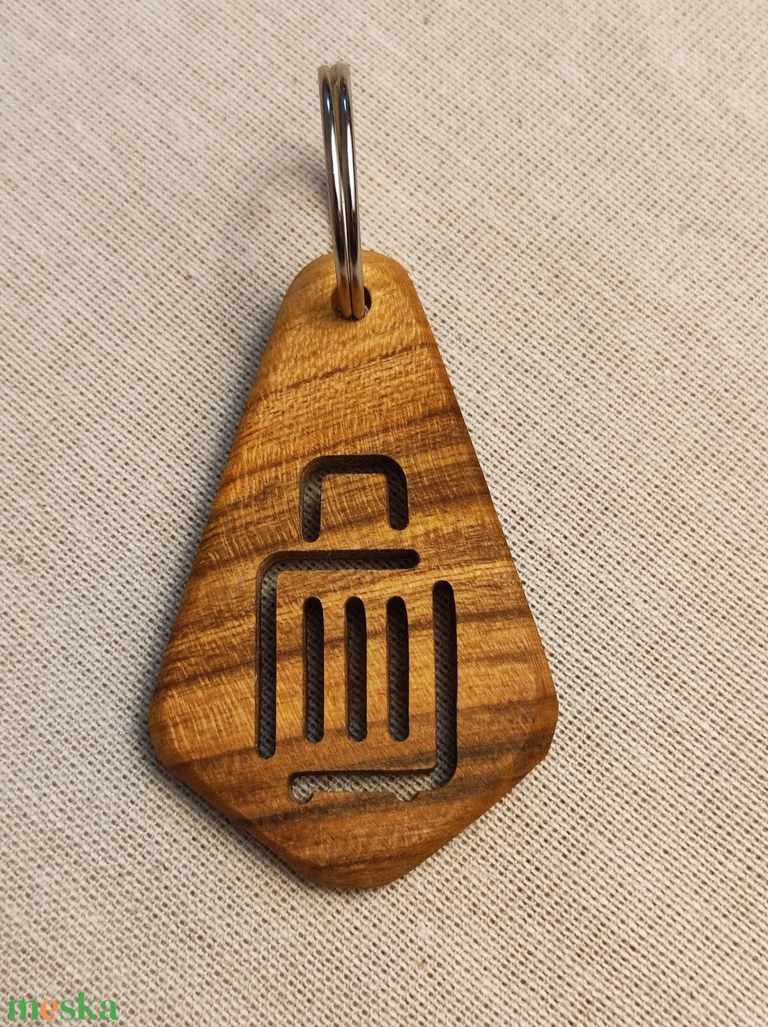 Bőrönd Nemesfa Kulcstartó � Prémium Gyümölcsfa Ajándék Világjáróknak - táska & tok - kulcstartó & táskadísz - kulcstartó - Meska.hu