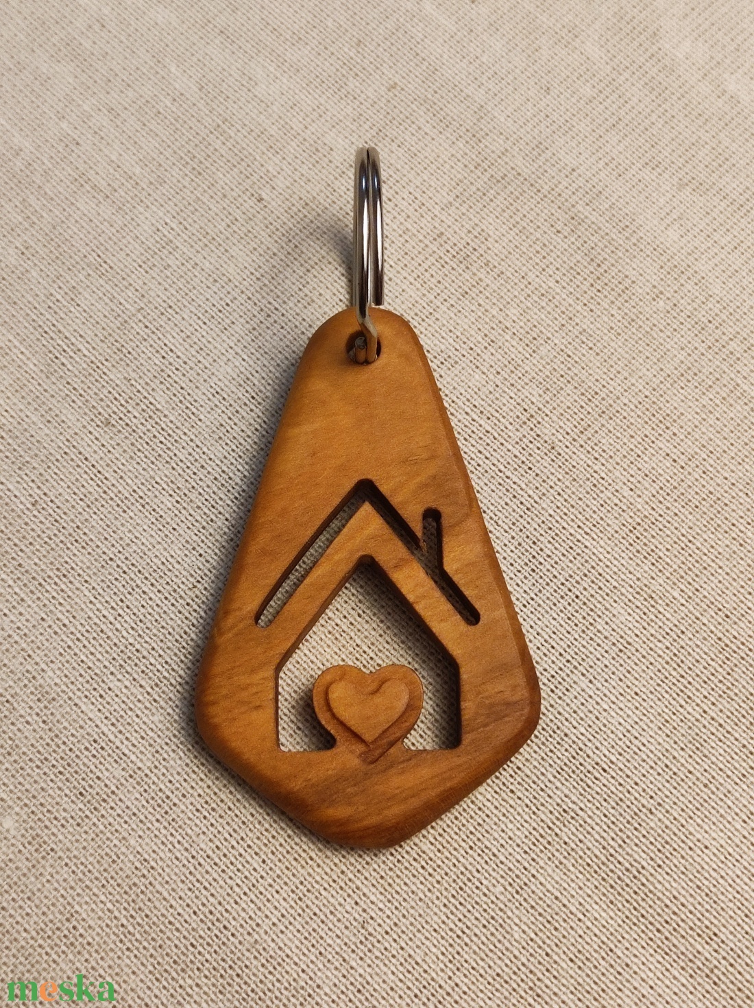 Házikó Fa Kulcstartó � Nemesfa Ajándék Lakásavatóra - táska & tok - kulcstartó & táskadísz - kulcstartó - Meska.hu