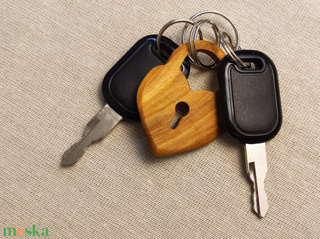 Szív Lakat Fa Kulcstartó � Prémium Nemesfa Ajándék Pároknak - táska & tok - kulcstartó & táskadísz - kulcstartó - Meska.hu