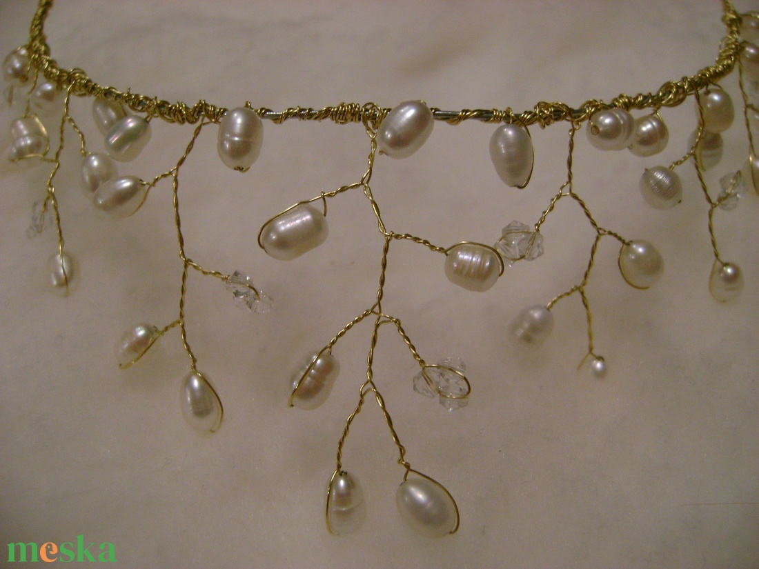 Menyasszonyi vagy alkalmi tiara, hajdísz by Made in Spirit - - Meska.hu Menyasszonyi vagy alkalmi tiara, hajdísz by Made in Spirit - - Meska.hu