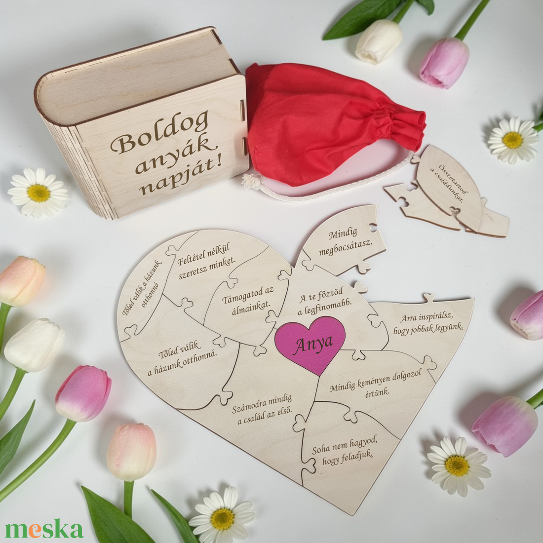 Szív alakú egyedi puzzle - Gravírozott ajándék anyáknak - Fa kirakó névvel - játék & sport - puzzle - forma puzzle - Meska.hu