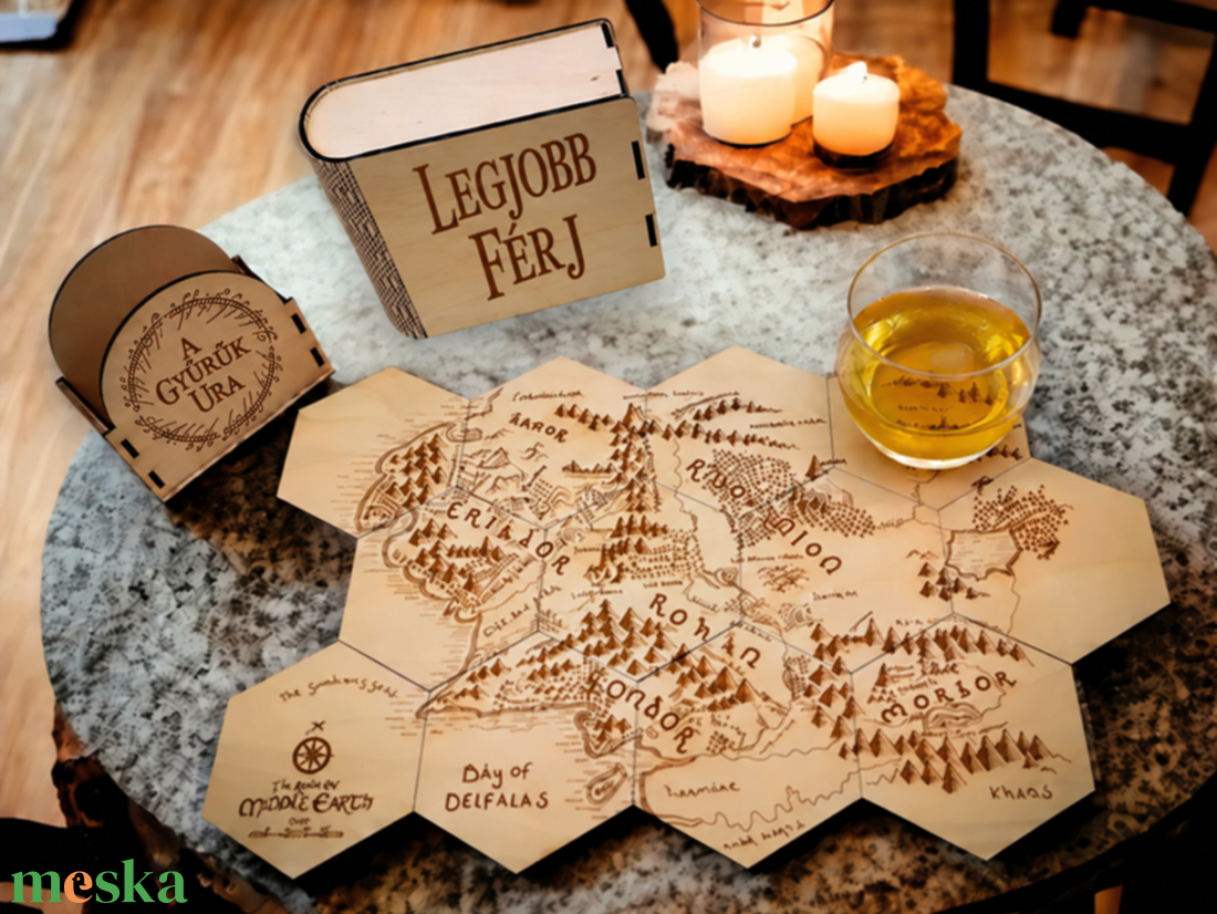 A Gyűrűk Ura Poháralátét készlet - térkép puzzle - 12 darabos szett - otthon & életmód - konyhafelszerelés, tálalás - tálalás - tányér- és poháralátét - Meska.hu