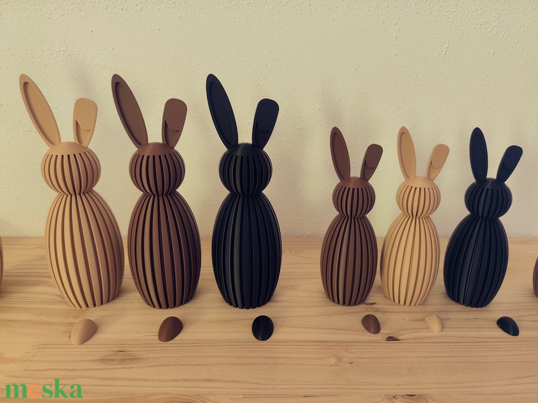 Japandi Bordázott Nyuszi Kollekció � 4 méret, álló/lehajló fülekkel - ünnepi díszek, dekorációk - húsvéti díszek és dekorációk - húsvéti ablakdíszek - Meska.hu