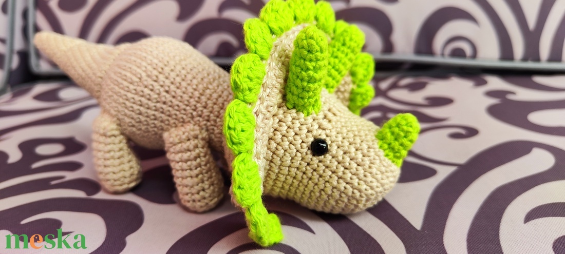 Holgolt dínó (triceratopsz) - játék & sport - plüssállat & játékfigura - plüss dínók - Meska.hu Holgolt dínó (triceratopsz) - játék & sport - plüssállat & játékfigura - plüss dínók - Meska.hu