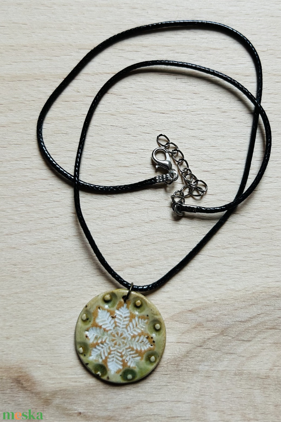 Hópehely kerámia medál  - ékszer - nyaklánc - medál - Meska.hu