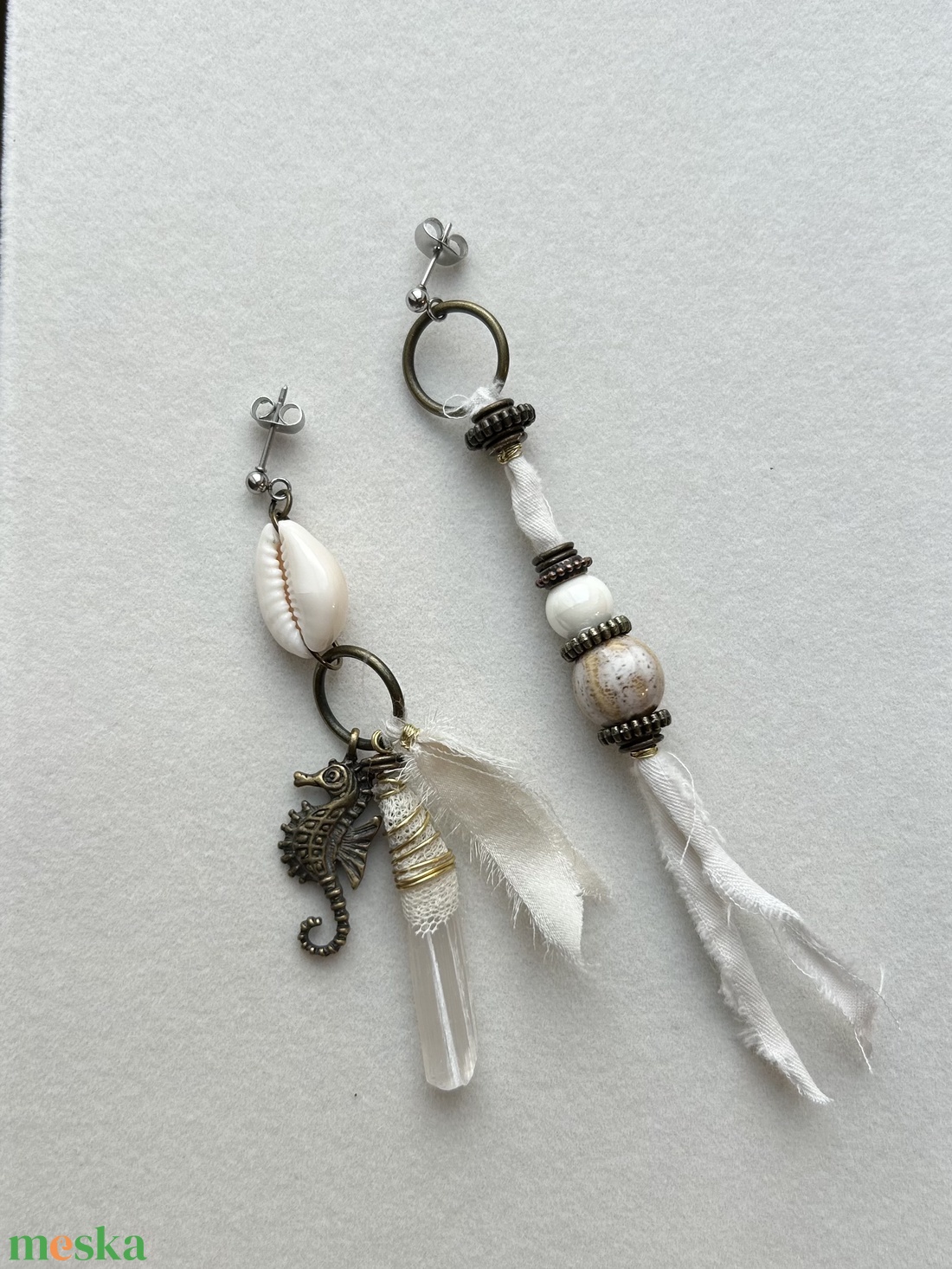 Asszimertikus szelenit ásvány  fülbevaló - ékszer - fülbevaló - lógós kerek fülbevaló - Meska.hu