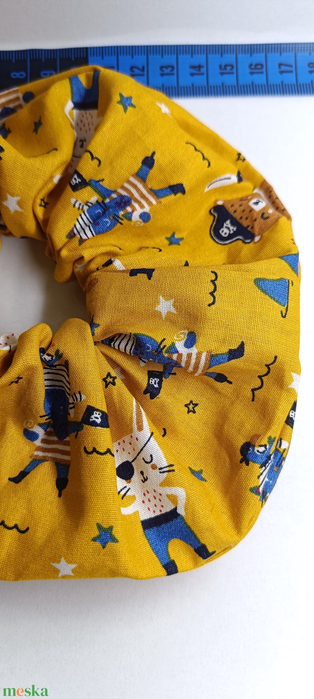 Állati kalózok jumbo méretű scrunchie hajgumi  - ruha & divat - hajdísz & hajcsat - hajgumi - Meska.hu Állati kalózok jumbo méretű scrunchie hajgumi  - ruha & divat - hajdísz & hajcsat - hajgumi - Meska.hu