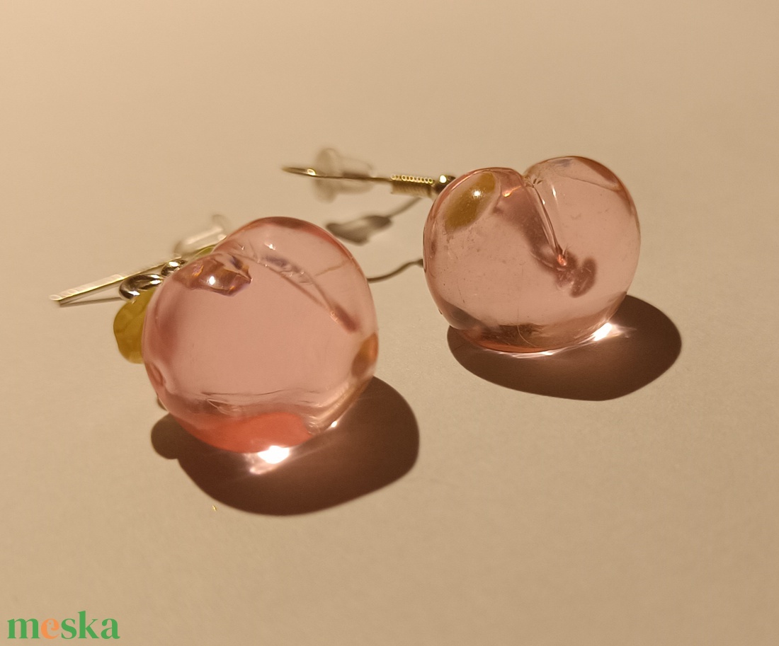 Barack fülbevaló, ezüstözött  - ékszer - fülbevaló - lógó fülbevaló - Meska.hu