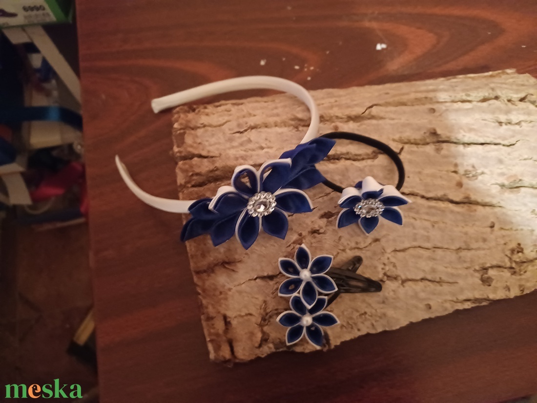 Kanzashi hajpánt - ruha & divat - hajdísz & hajcsat - hajcsat & hajtű - Meska.hu Kanzashi hajpánt - ruha & divat - hajdísz & hajcsat - hajcsat & hajtű - Meska.hu