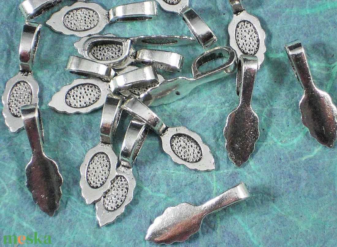 ragasztható medálalap 26x8 mm, 20 db - kellékek & szerszámok - ékszerkellék - medáltartó, medálkapocs - Meska.hu