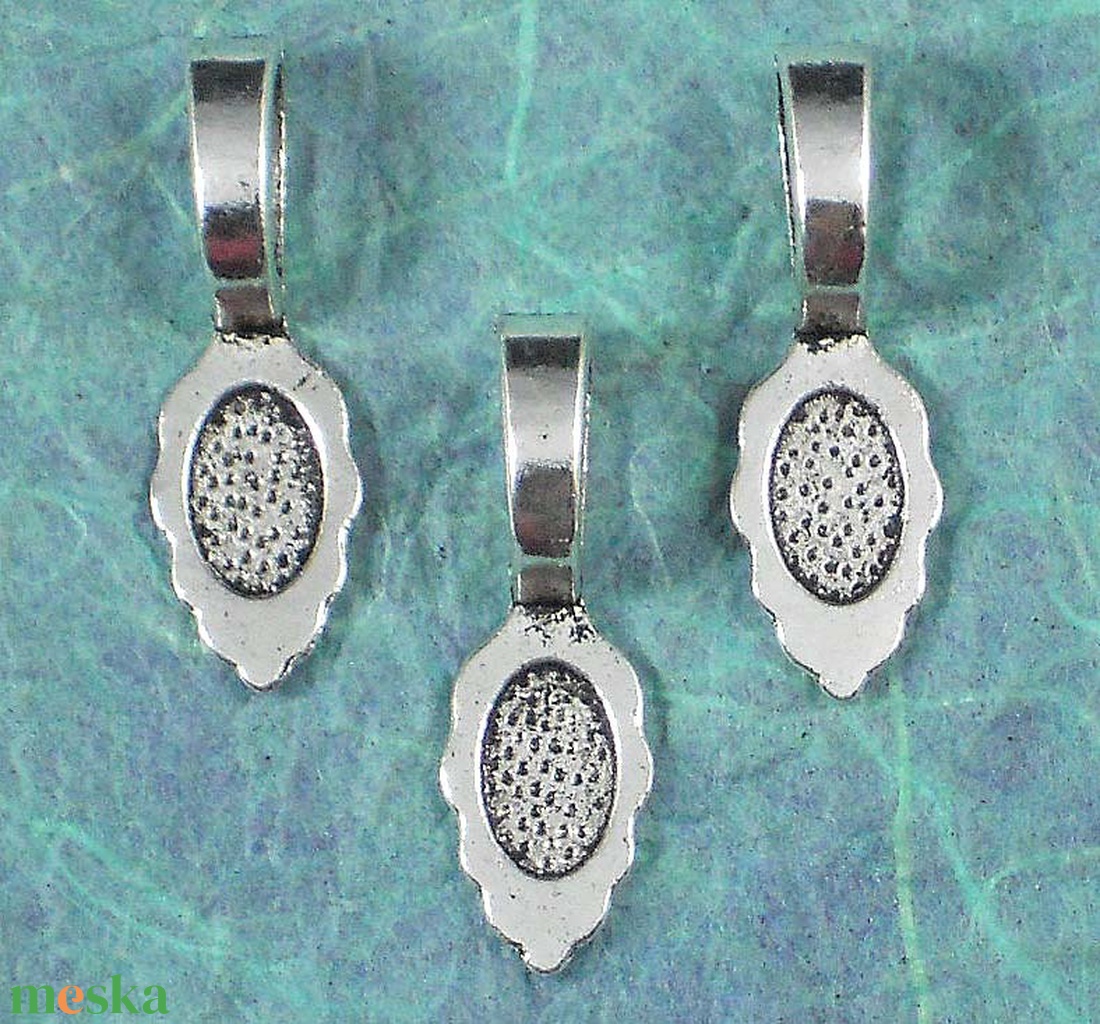ragasztható medálalap 26x8 mm, 20 db - kellékek & szerszámok - ékszerkellék - medáltartó, medálkapocs - Meska.hu