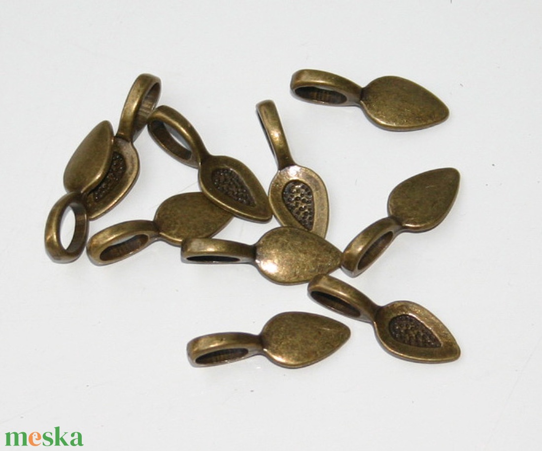 Ragasztható medálalap 20 mm, 10 db - kellékek & szerszámok - ékszerkellék - medáltartó, medálkapocs - Meska.hu