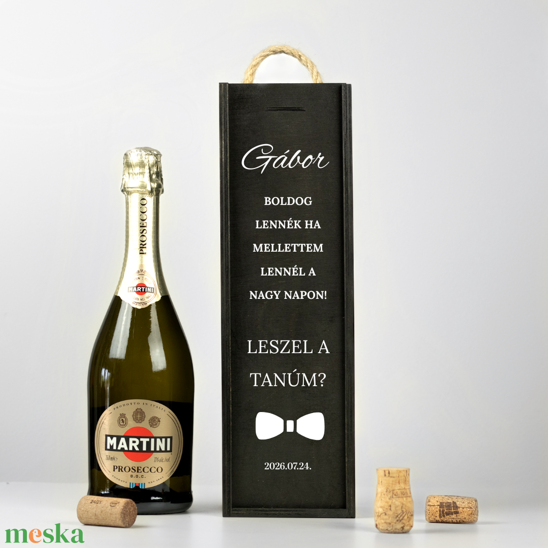 Tanufelkérő, Férfi tanú felkérő, Fadoboz, Egyedi Pezsgős doboz, Szülőköszöntő bortartó, Feliratozott fa boros doboz - esküvő - meghívó & kártya - tanú felkérő - Meska.hu