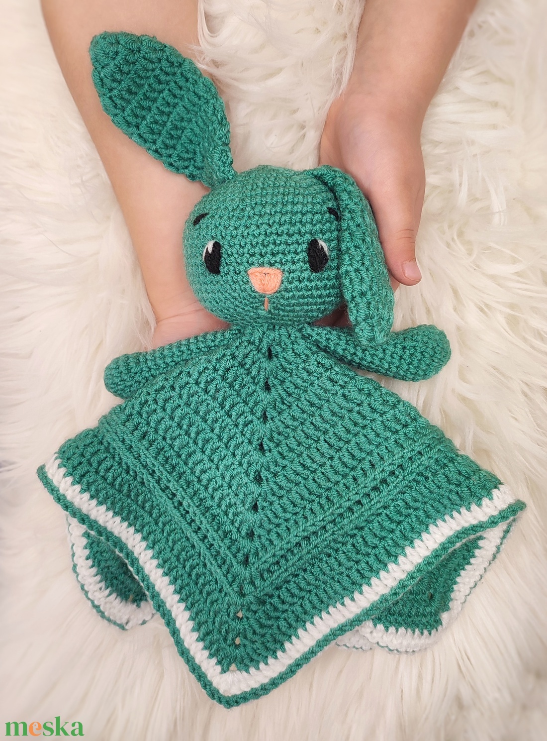 Egyedi nyuszis szundikendő plüss  - játék & sport - plüssállat & játékfigura - nyuszi - Meska.hu