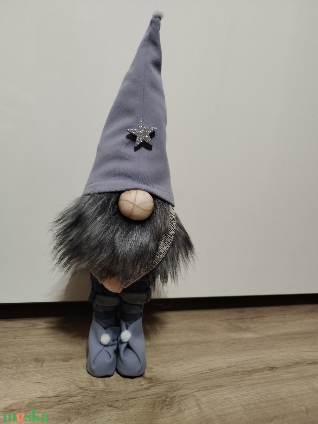 Álló manó - karácsony - karácsonyi lakásdekoráció - karácsonyfa szoknya, karácsonyfa alátét - Meska.hu