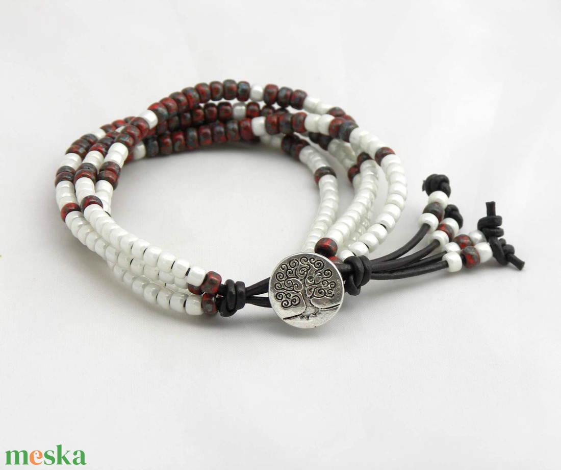Tibeti ezüst gombbal záródó, bőrszálra fűzött sokgyöngyös, négysoros karkötő - Életfa sorozat - White Pepper - ékszer - karkötő - gyöngyös karkötő - Meska.hu Tibeti ezüst gombbal záródó, bőrszálra fűzött sokgyöngyös, négysoros karkötő - Életfa sorozat - White Pepper - ékszer - karkötő - gyöngyös karkötő - Meska.hu