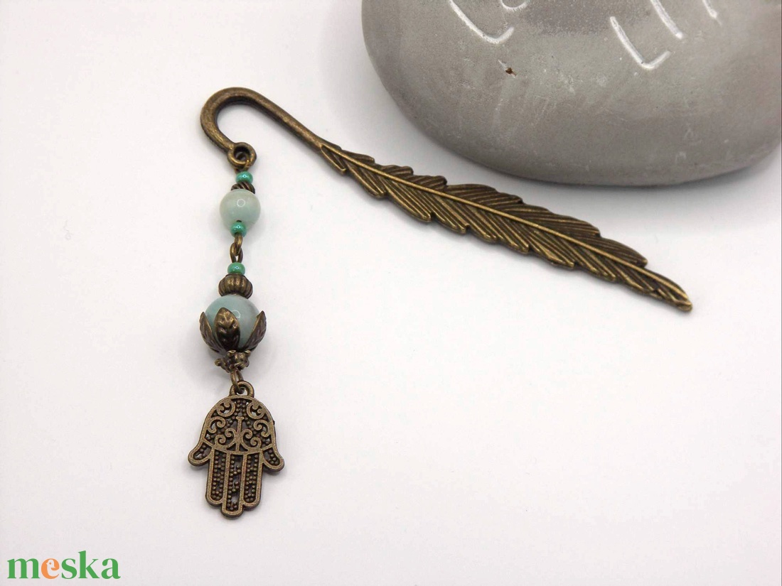 Antik bronz, toll alakú könyvjelző amazonit ásványgyöngyökkel, Hamsa kéz függővel Samira - könyv & zene - könyvjelző - Meska.hu Antik bronz, toll alakú könyvjelző amazonit ásványgyöngyökkel, Hamsa kéz függővel Samira - könyv & zene - könyvjelző - Meska.hu