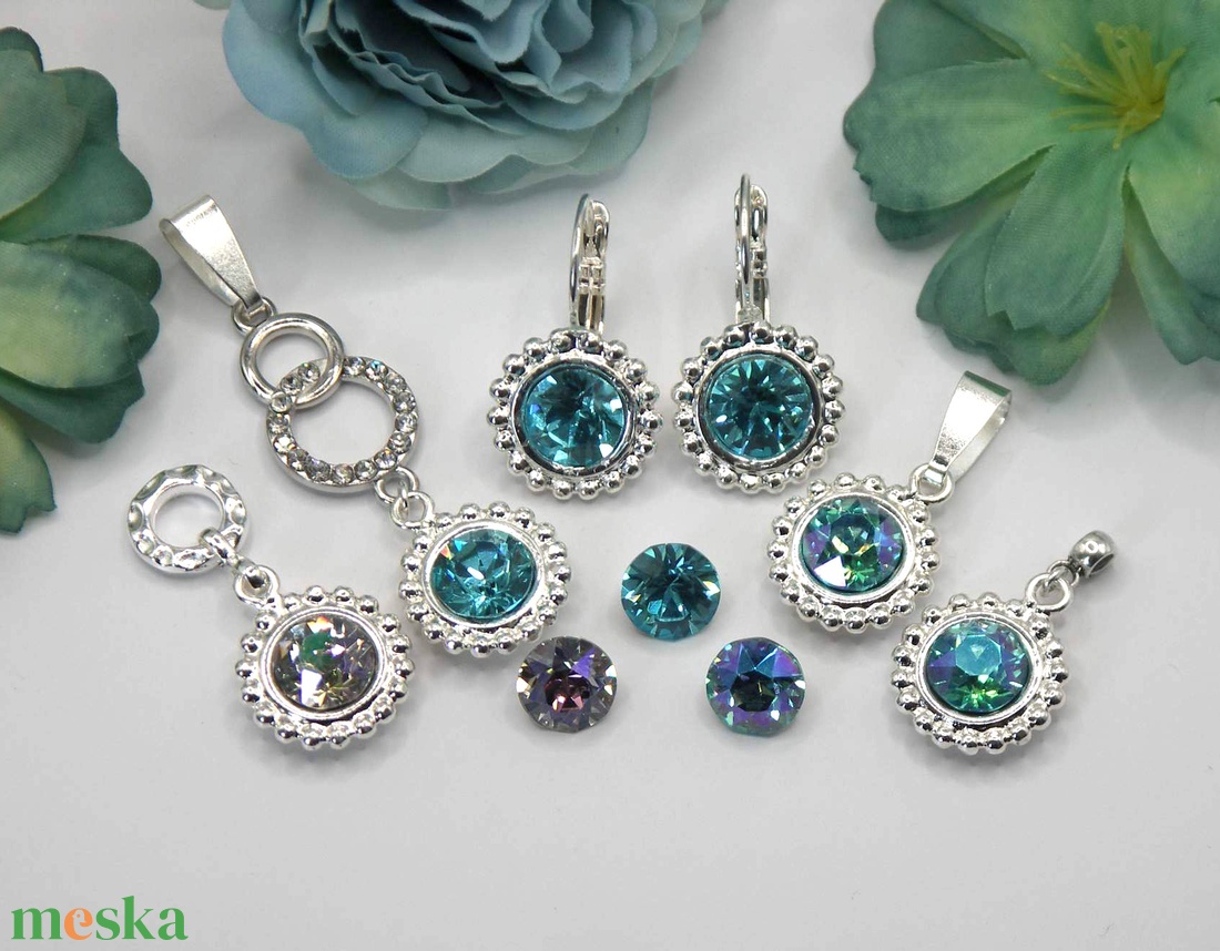 Swarovski kristályos, egyedi készítésú, bogyós szélű, kerek fülbevaló Választható (kétféle) színű kristállyal - ékszer - fülbevaló - lógós kerek fülbevaló - Meska.hu Swarovski kristályos, egyedi készítésú, bogyós szélű, kerek fülbevaló Választható (kétféle) színű kristállyal - ékszer - fülbevaló - lógós kerek fülbevaló - Meska.hu