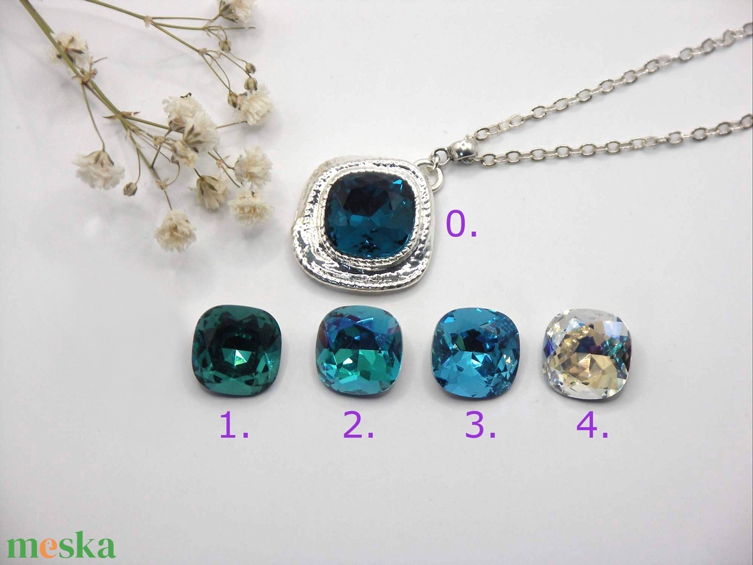 Swarovski kristályos nyaklánc, egyedi készítésú, peremes medállal, választható színű kristállyal - ékszer - nyaklánc - medálos nyaklánc - Meska.hu Swarovski kristályos nyaklánc, egyedi készítésú, peremes medállal, választható színű kristállyal - ékszer - nyaklánc - medálos nyaklánc - Meska.hu