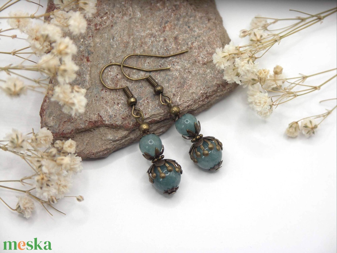 Fülbevaló aquamarine ásványgyöngyökből bronz színben - ékszer - fülbevaló - lógó fülbevaló - Meska.hu Fülbevaló aquamarine ásványgyöngyökből bronz színben - ékszer - fülbevaló - lógó fülbevaló - Meska.hu