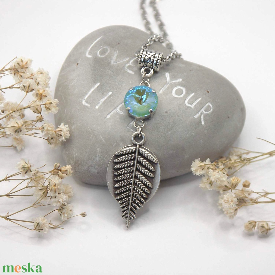 Ékszerszett mentolos-türkizes színű Swarovski kristályokkal, páfrányleveles függővel - ékszer - ékszerszett - Meska.hu