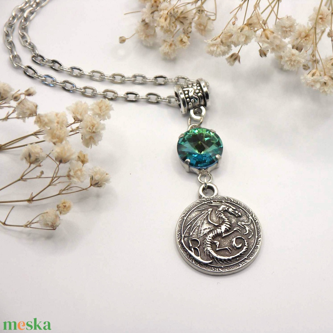Tibeti ezüst sárkány medálos nyaklánc, kékes-zöld színű Swarovski kristállyal - Draco - ékszer - nyaklánc - medálos nyaklánc - Meska.hu
