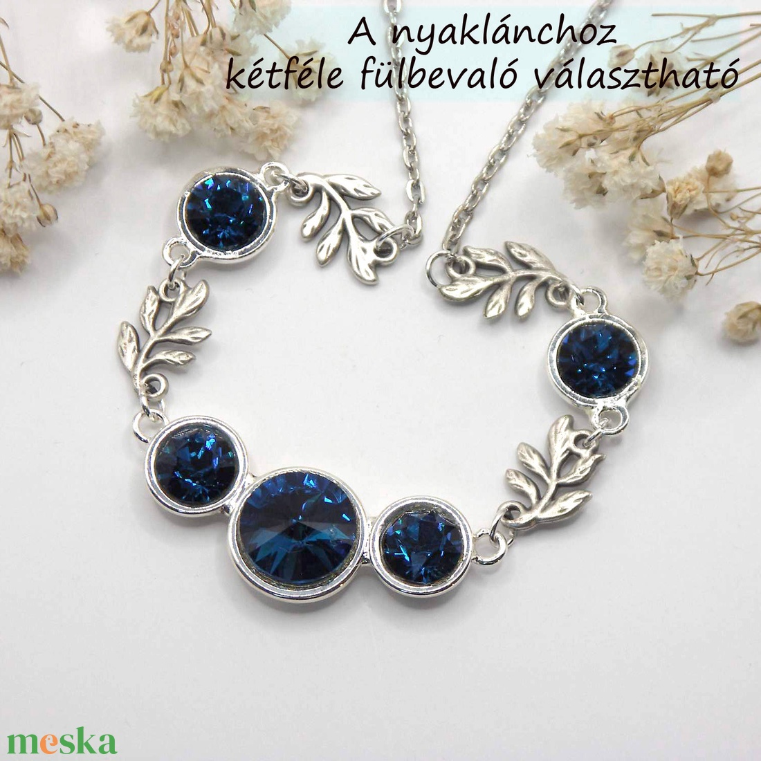 Sötétkék Swarovski kristályos, egyedi készítésú nyakék, kétféle választható fülbevalóval � Aqua Bella - ékszer - ékszerszett - Meska.hu