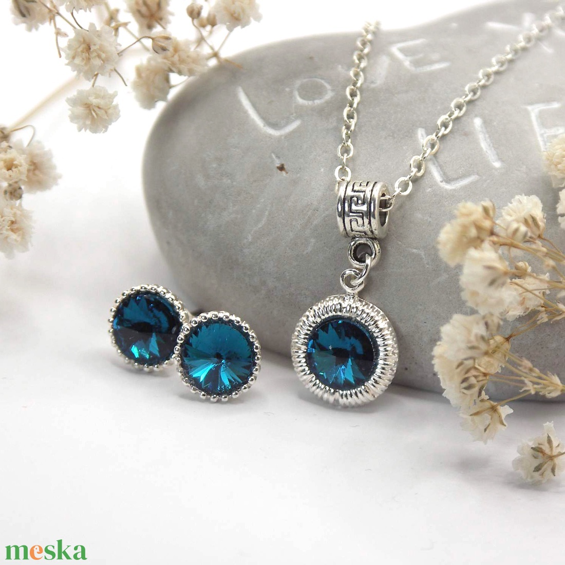 Sötétkék Swarovski kristályos nyaklánc és fülbevaló szett � Zafíréj - ékszer - ékszerszett - Meska.hu