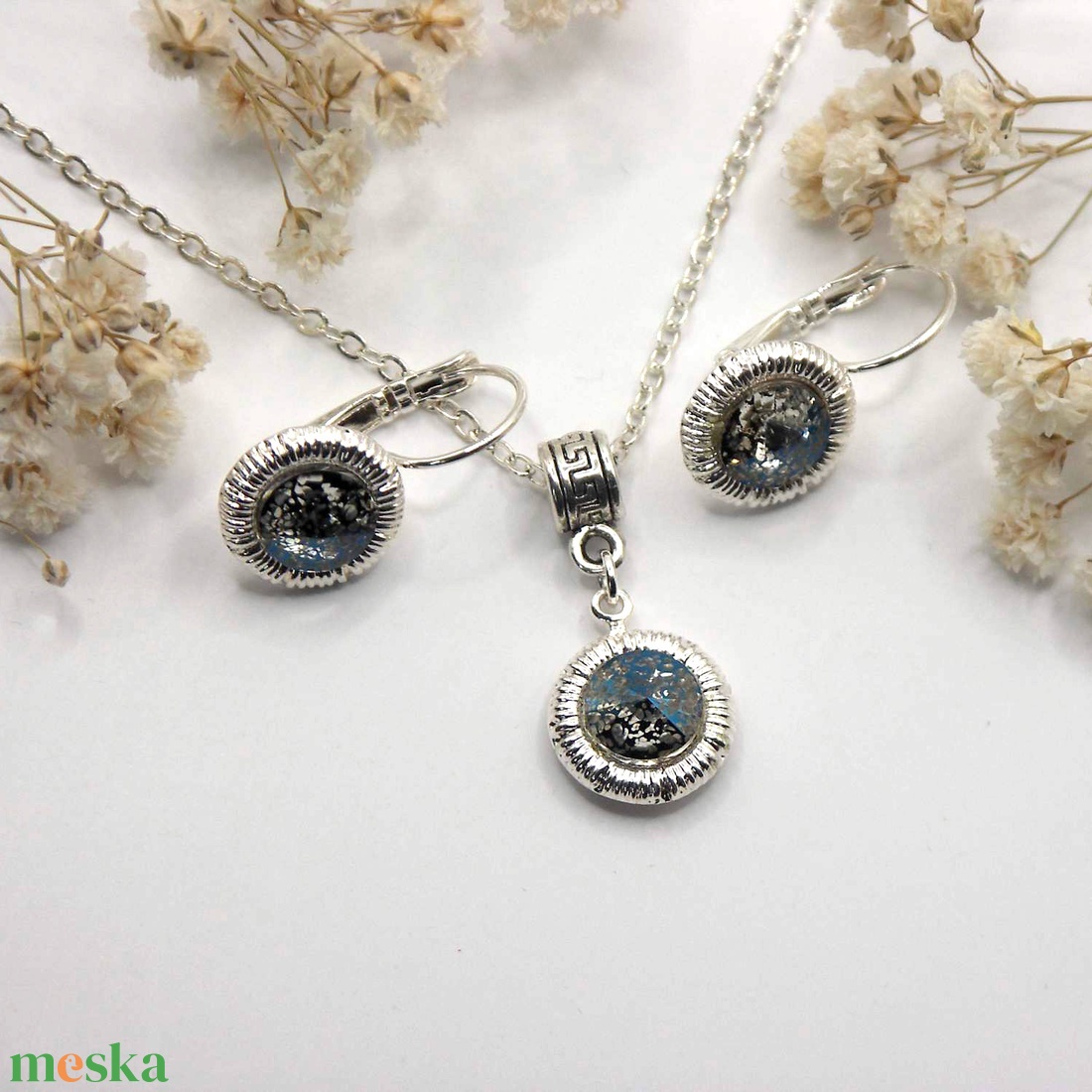 Áttetsző, kék patinás Swarovski kristályos nyaklánc és fülbevaló szett � Oxid Blue - ékszer - ékszerszett - Meska.hu
