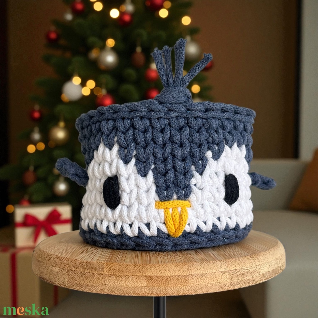 Horgolt pingvin tároló - otthon & életmód - babaszoba, gyerekszoba - játéktároló - Meska.hu