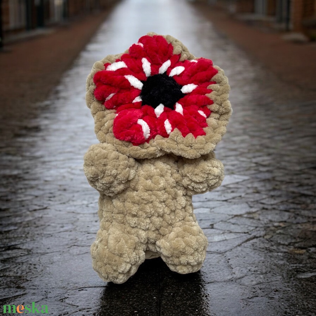 Horgolt Demagorgon baby   - játék & sport - plüssállat & játékfigura - plüss mesefigurák - Meska.hu