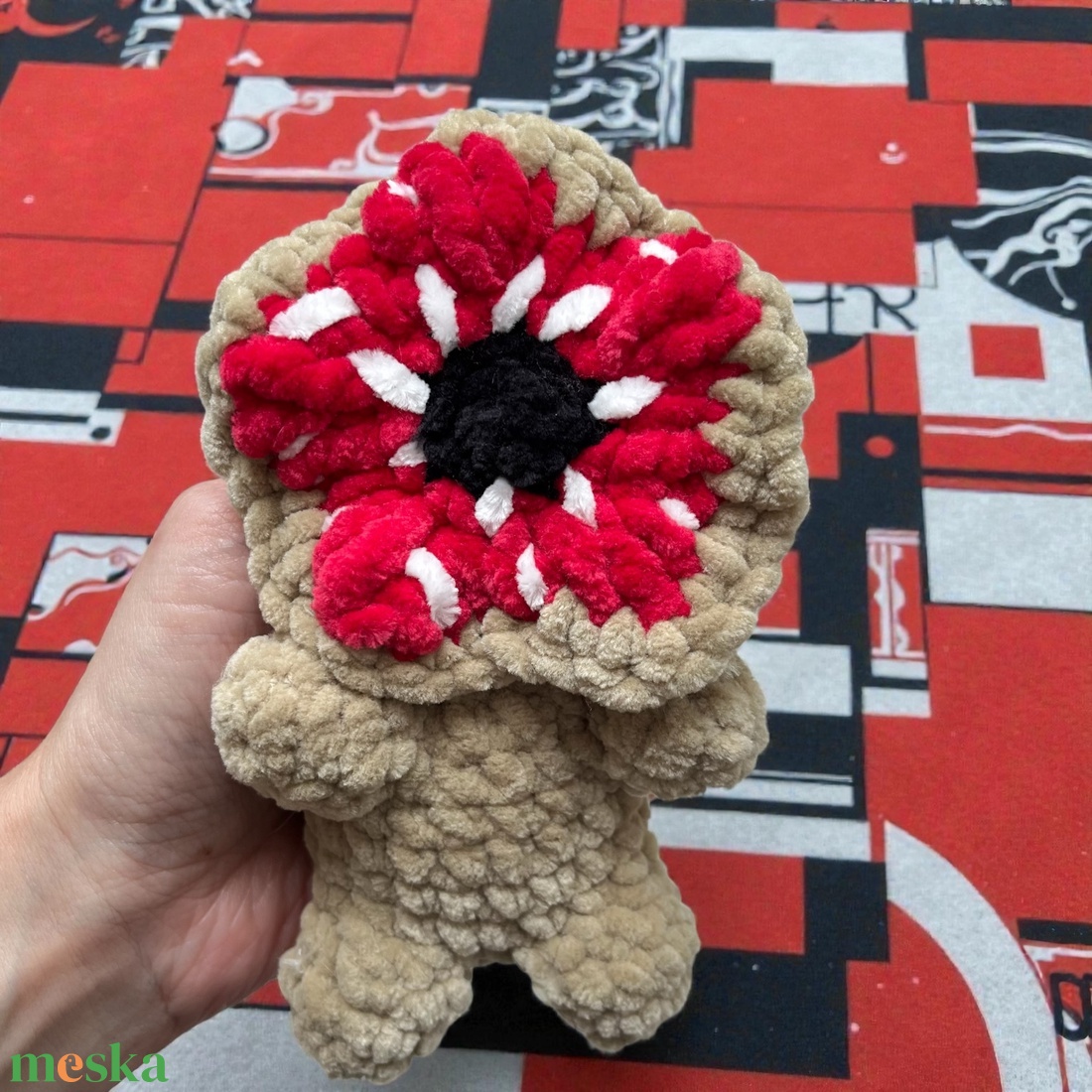 Horgolt Demagorgon baby   - játék & sport - plüssállat & játékfigura - plüss mesefigurák - Meska.hu