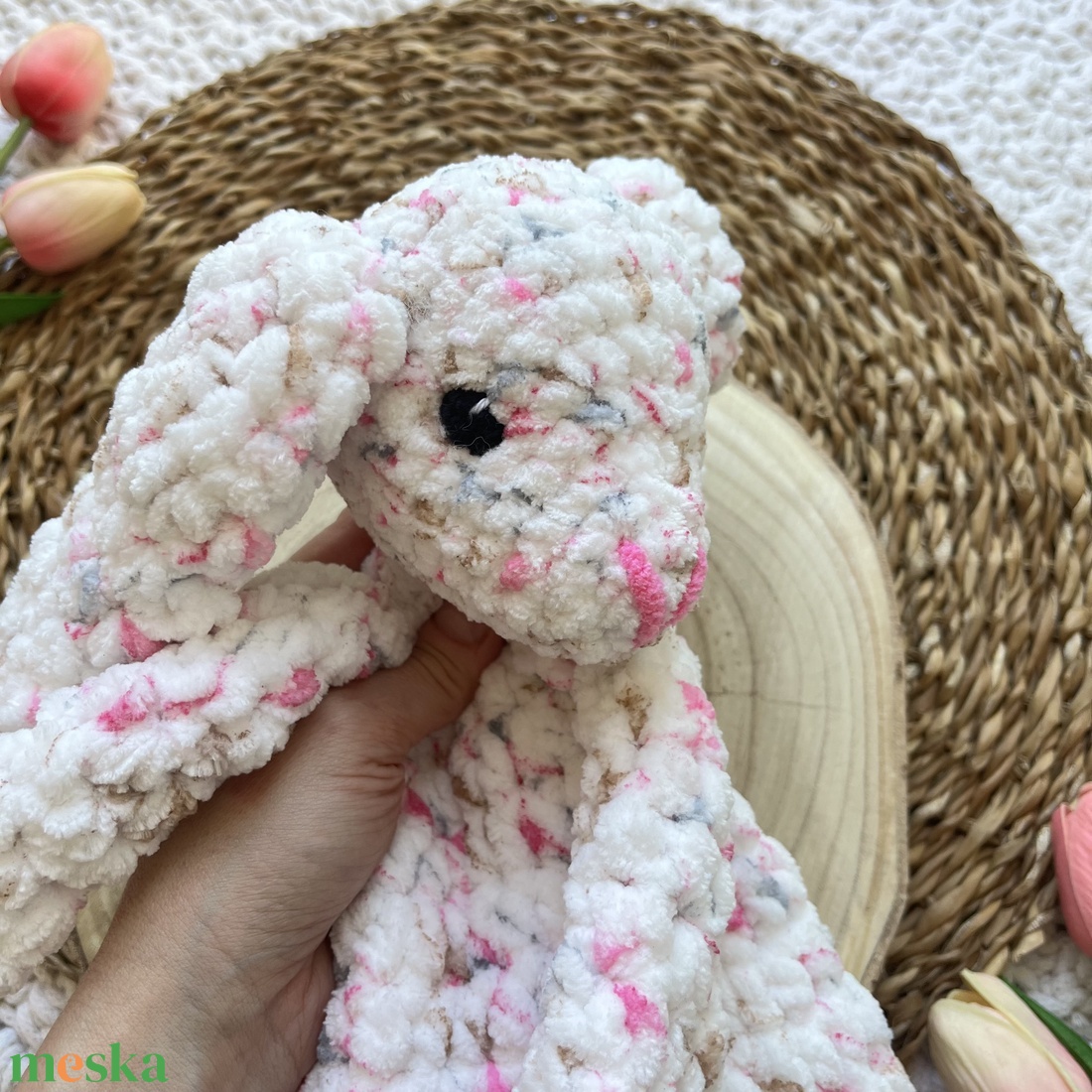 Horgolt plüss nyuszi alvóka - baba - mama - baba játékok - szundikendő, alvóka - Meska.hu