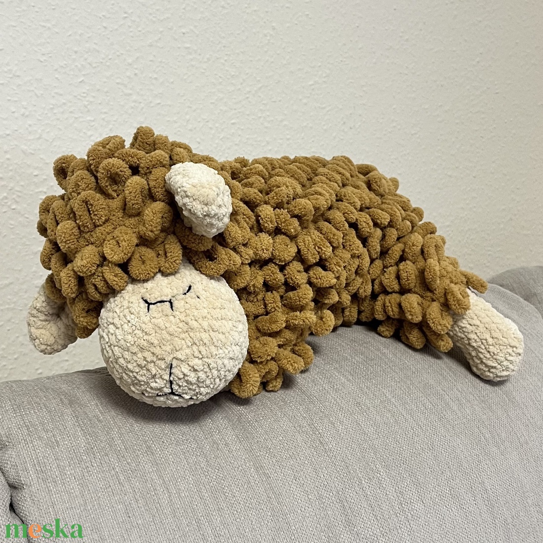 Pihe-puha horgolt bari � ölelni való kis barát - játék & sport - plüssállat & játékfigura - plüss bárány - Meska.hu