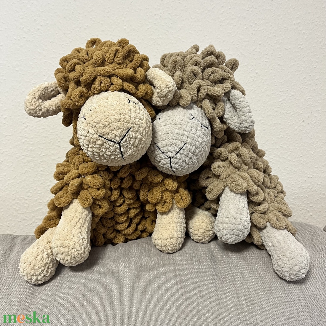 Pihe-puha horgolt bari � ölelni való kis barát - játék & sport - plüssállat & játékfigura - plüss bárány - Meska.hu