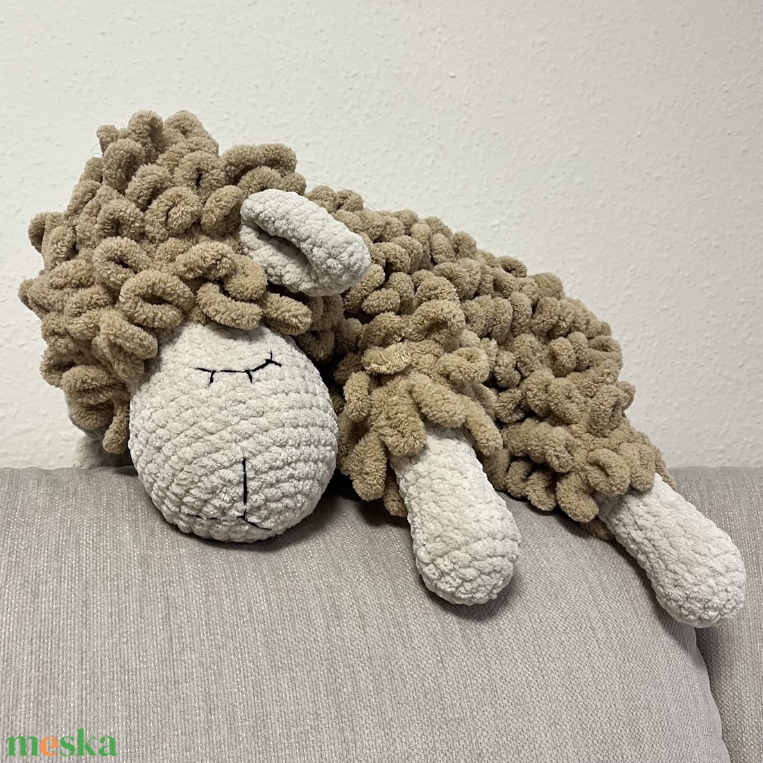 Pihe-puha horgolt bari � ölelni való kis barát - játék & sport - plüssállat & játékfigura - plüss bárány - Meska.hu