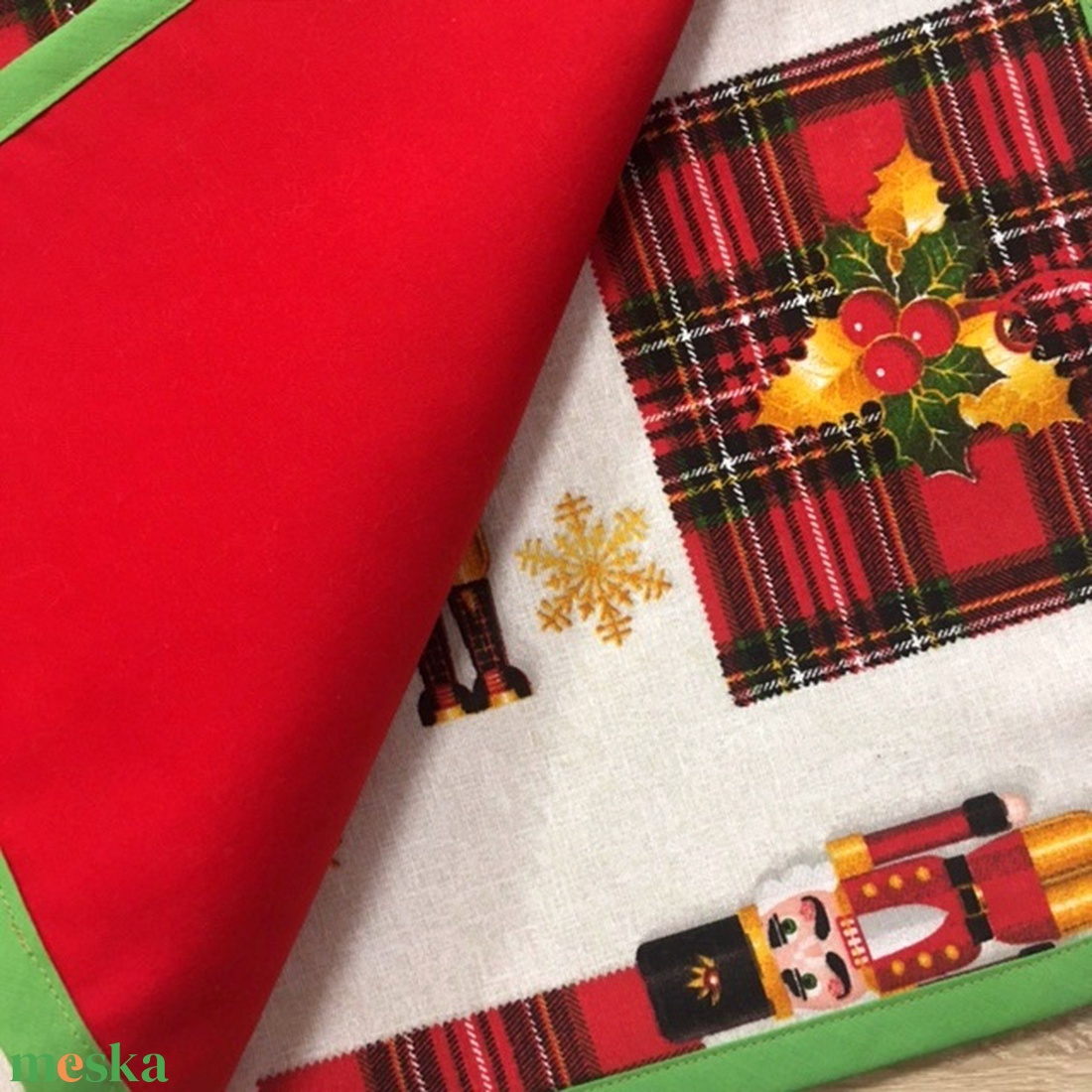 Diótörő - Karácsonyi  étkező alátét -  - karácsony - karácsonyi lakásdekoráció - ünnepi asztaldekoráció - Meska.hu  Diótörő - Karácsonyi  étkező alátét -  - karácsony - karácsonyi lakásdekoráció - ünnepi asztaldekoráció - Meska.hu