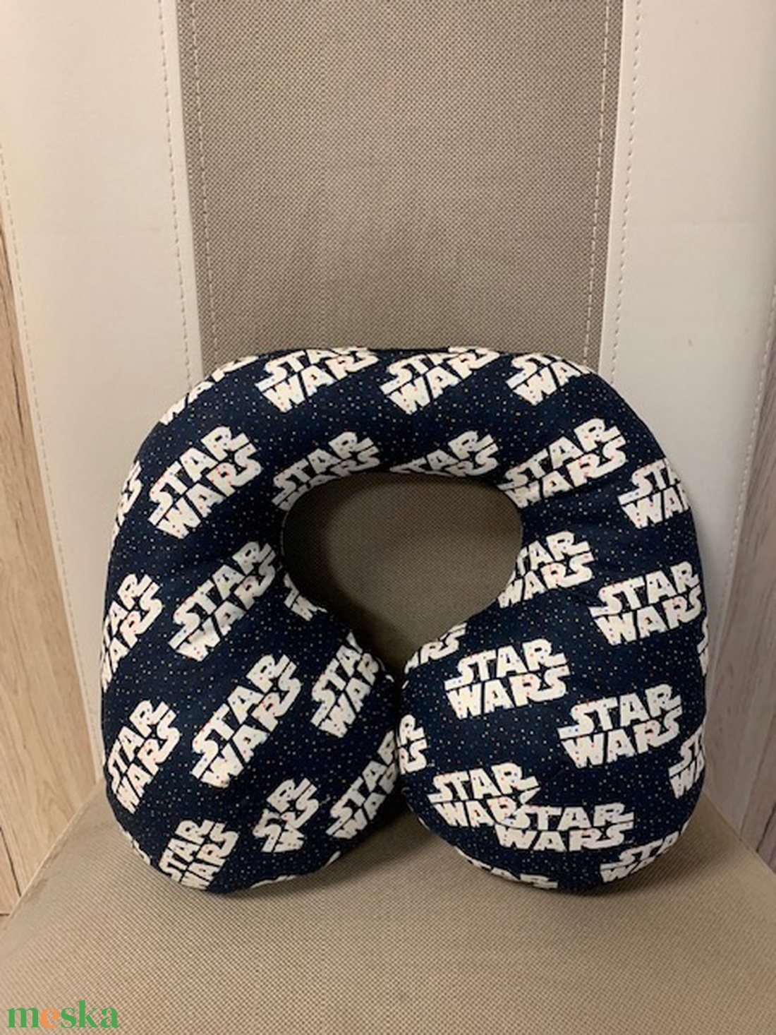 Star Wars - utazó nyakpárna - otthon & életmód - lakástextil - párna & párnahuzat - Meska.hu Star Wars - utazó nyakpárna - otthon & életmód - lakástextil - párna & párnahuzat - Meska.hu