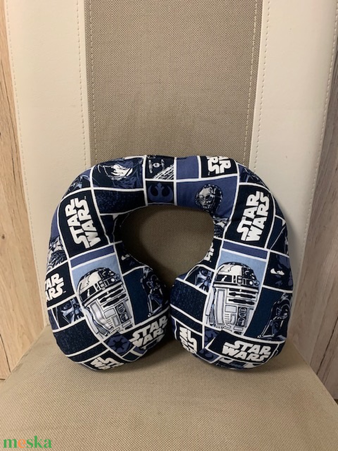 Star Wars - utazó nyakpárna - otthon & életmód - lakástextil - párna & párnahuzat - Meska.hu Star Wars - utazó nyakpárna - otthon & életmód - lakástextil - párna & párnahuzat - Meska.hu