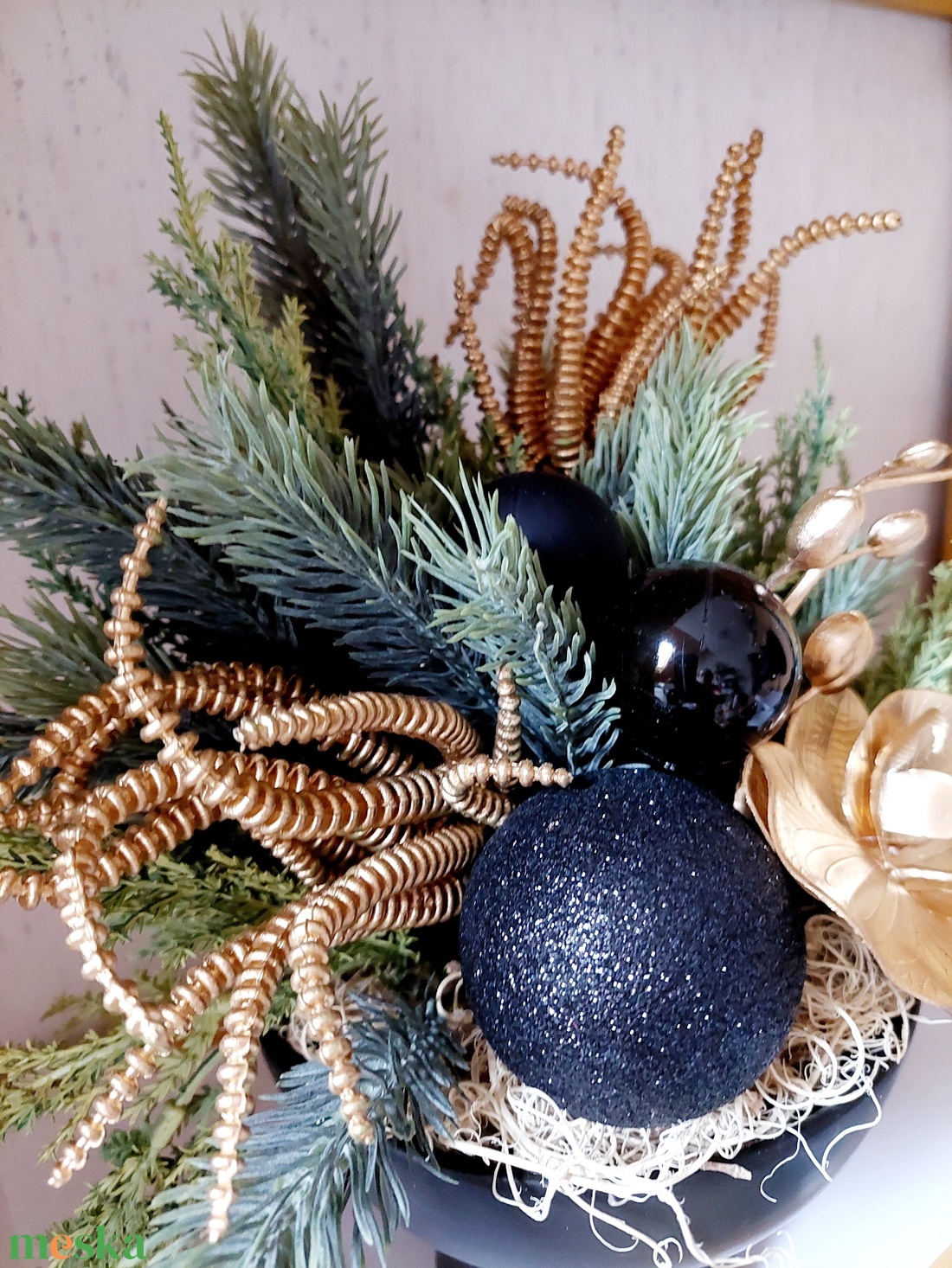 Adventi, karácsonyi, modern asztaldísz, kandallódísz, arany-fekete - karácsony - adventi díszek - adventi asztaldísz - Meska.hu
